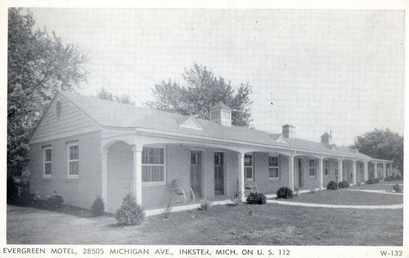 Avon Motel (Evergreen Motel) - Vintage Postcard (newer photo)